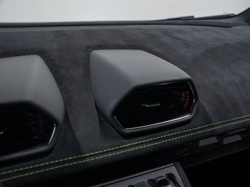 Used 2023 Lamborghini Huracan STO RWD image 57