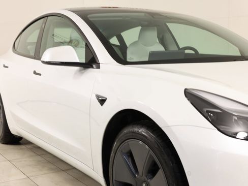 Used 2022 Tesla Model 3 Long Range image 37