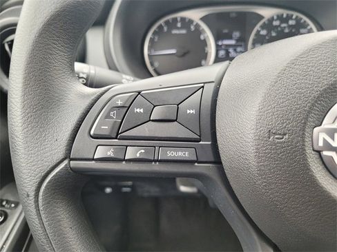 Used 2024 Nissan Kicks S image 19