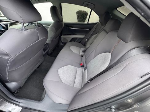 Used 2019 Toyota Camry LE image 16