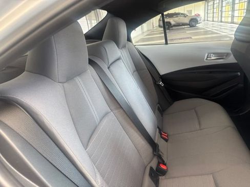 Used 2026 Toyota Corolla SE FWD image 12