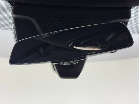 Used 2024 BMW i7 eDrive50 w/ M Sport Package image 36