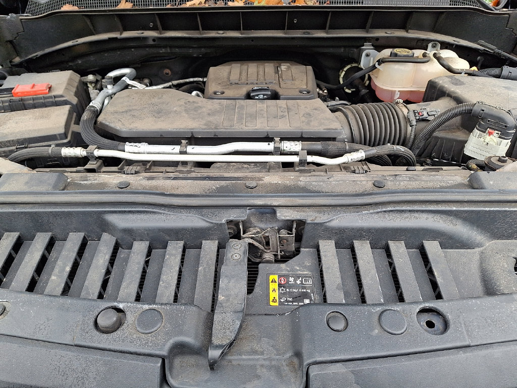 Certified 2022 Chevrolet Silverado 1500 Custom w/ LPO, Dark Essentials Package AWD/4WD image 27
