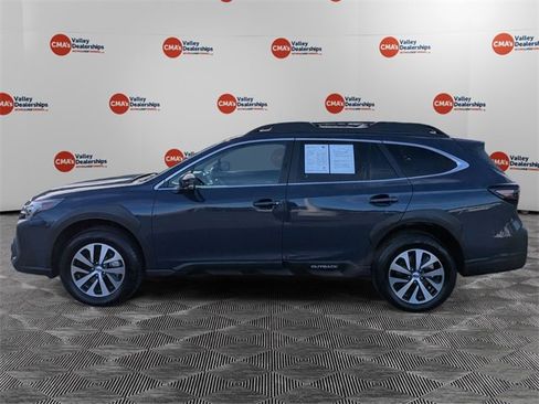 Certified 2025 Subaru Outback Premium image 8