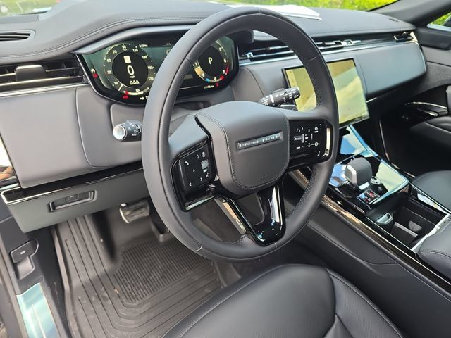 New 2026 Land Rover Range Rover Sport Dynamic SE AWD/4WD image 16