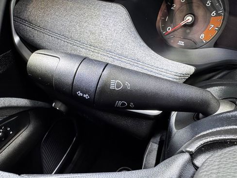Used 2025 Jeep Compass Latitude AWD/4WD image 25