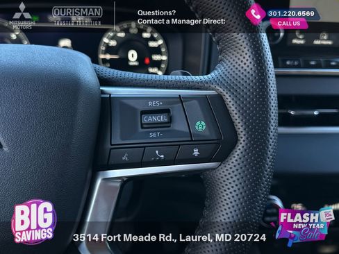 New 2025 Mitsubishi Outlander SE image 26