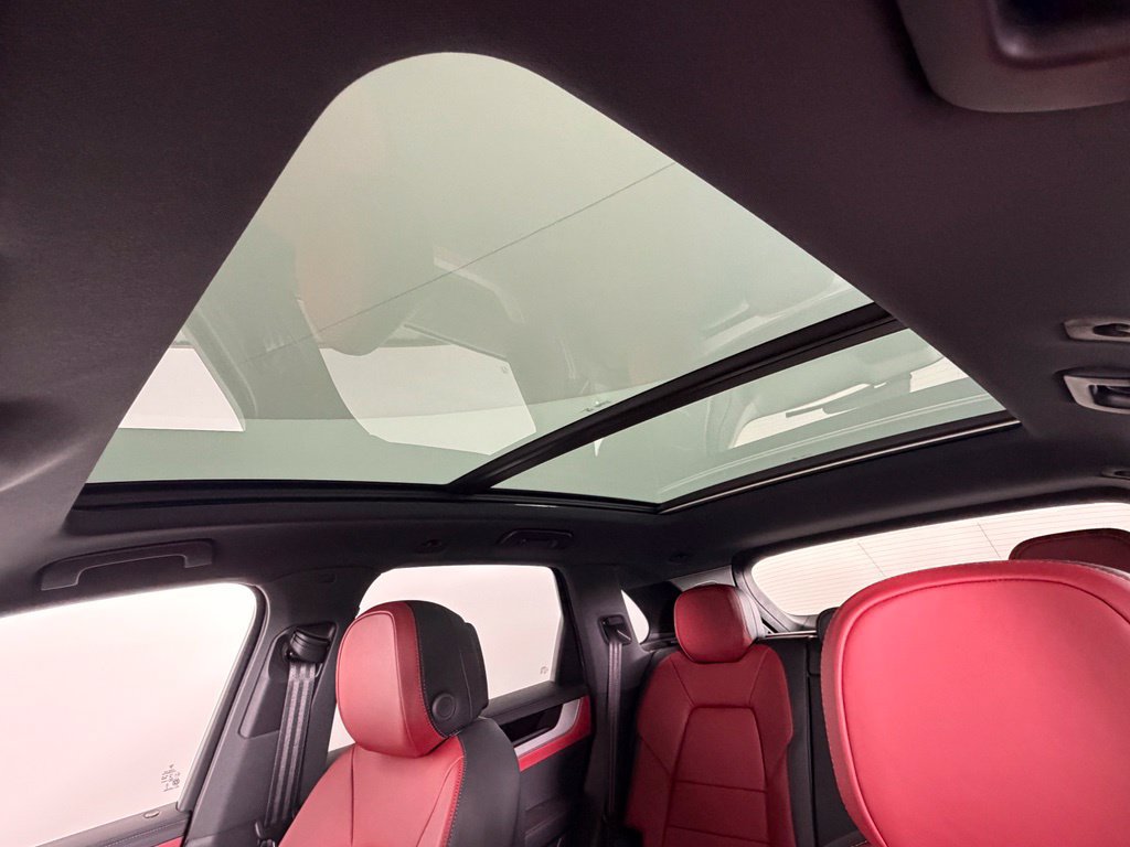 Used 2026 Porsche Cayenne AWD/4WD image 22