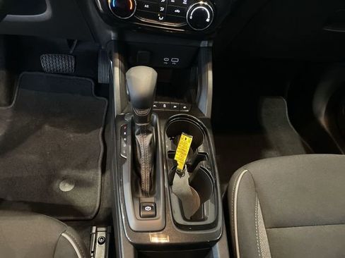 Used 2025 Chevrolet TrailBlazer LT FWD image 26