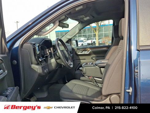 Used 2022 Chevrolet Silverado 1500 LT image 15