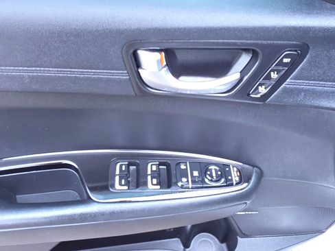 Used 2018 Kia Optima SX w/ Technology Package image 24