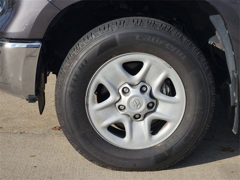 Used 2021 Toyota Tundra SR5 image 8