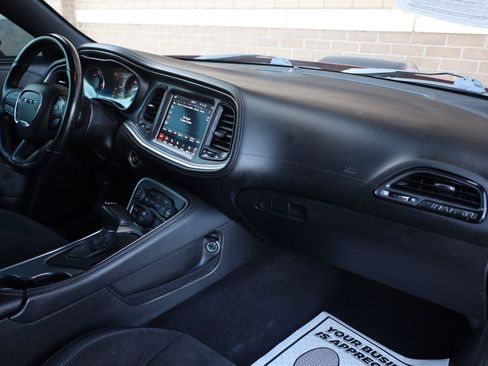 Used 2021 Dodge Challenger R/T Scat Pack RWD image 31