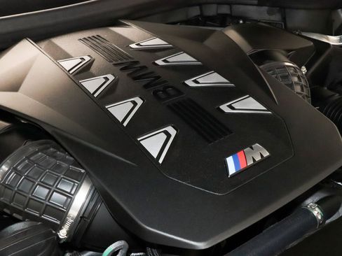 Used 2025 BMW X7 M60i image 55