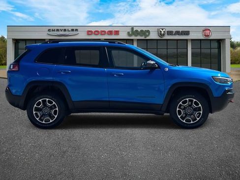 Certified 2020 Jeep Cherokee Trailhawk w/ Cold Weather Group image 29