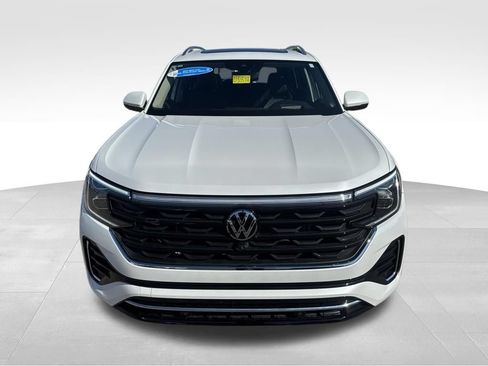 Used 2024 Volkswagen Atlas SEL Premium R-Line AWD/4WD image 3