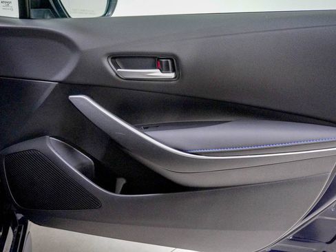 Used 2022 Toyota Corolla SE image 30