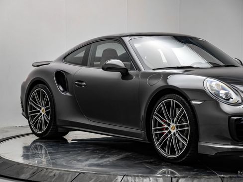 Used 2017 Porsche 911 Turbo image 22