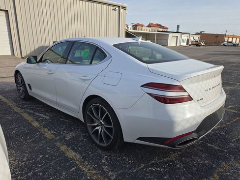 Used 2025 Genesis G70 2.5T image 4