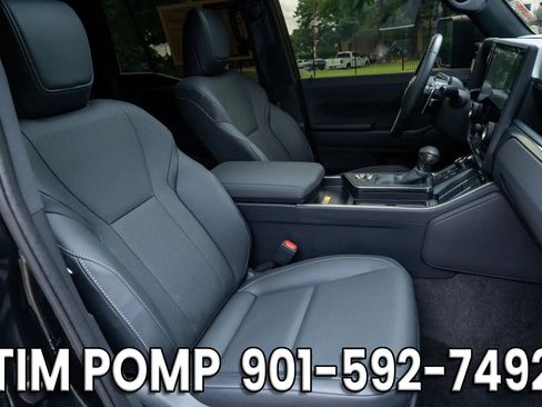 Used 2025 Lexus GX 550 w/ Cold Area Package AWD/4WD image 18
