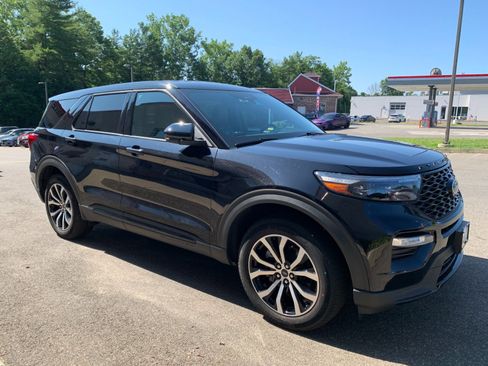 Used 2022 Ford Explorer ST AWD/4WD image 3