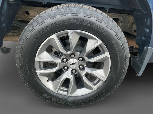 Used 2020 Chevrolet Silverado 1500 RST w/ All-Star Edition image 10