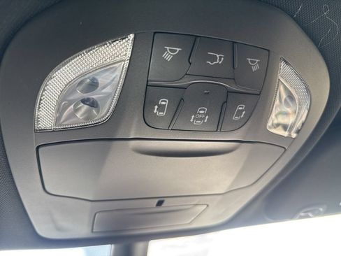 New 2026 Chrysler Pacifica Select w/ S Appearance Package FWD image 28