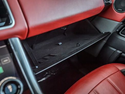 Used 2018 Land Rover Range Rover Sport Supercharged image 35