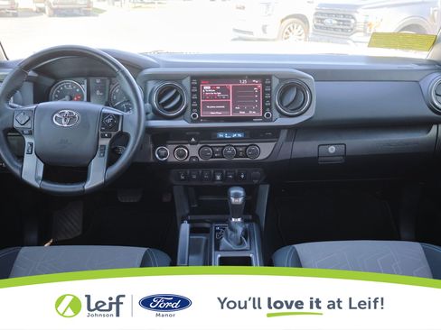 Used 2023 Toyota Tacoma TRD Off-Road image 25