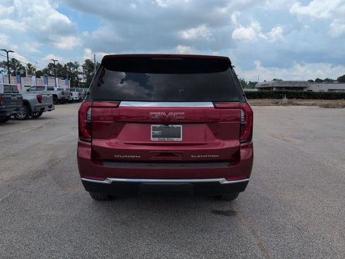 New 2026 GMC Yukon Elevation AWD/4WD image 5
