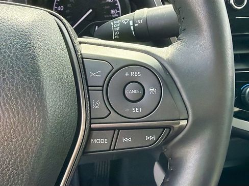 Used 2024 Toyota Camry SE image 35