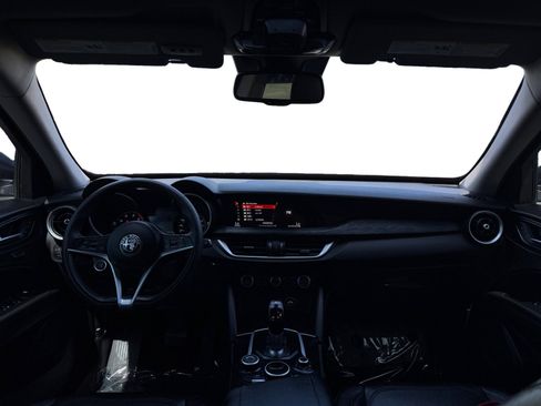Used 2019 Alfa Romeo Stelvio RWD image 10