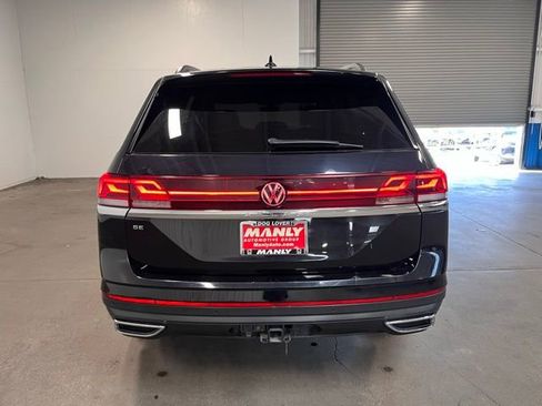 Used 2024 Volkswagen Atlas SE image 4