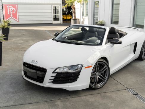 Used 2011 Audi R8 V8 image 3