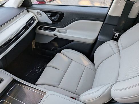 New 2026 Lincoln Aviator Reserve image 15