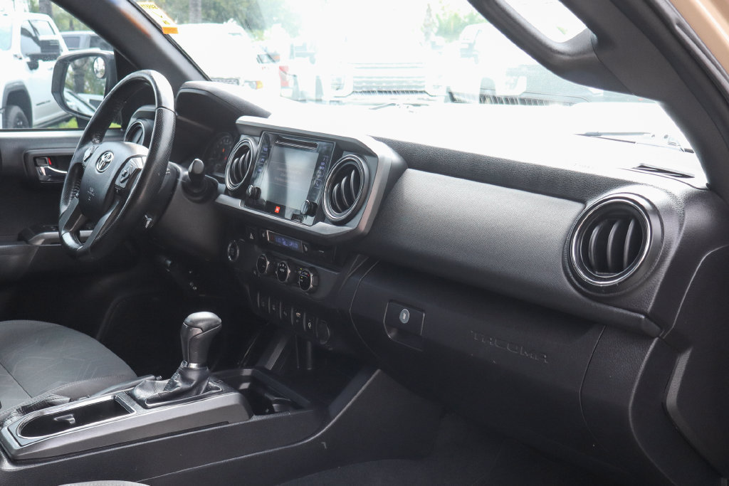 Used 2016 Toyota Tacoma TRD Sport RWD image 43