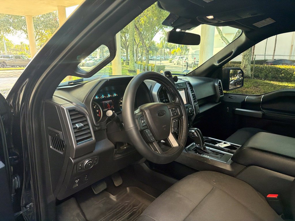 Used 2019 Ford F150 XLT w/ Equipment Group 302A Luxury AWD/4WD image 7