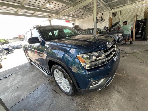 Used 2019 Volkswagen Atlas SEL FWD image 2