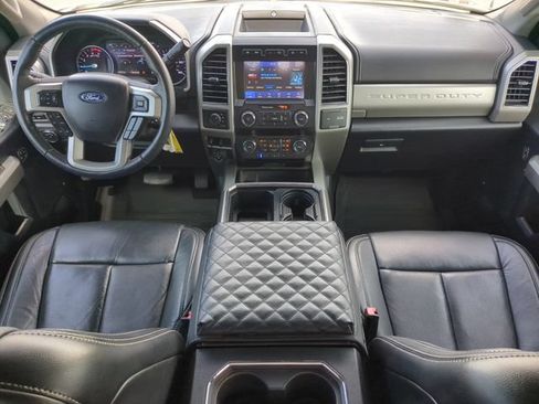 Used 2020 Ford F350 Lariat w/ Lariat Value Package AWD/4WD image 16