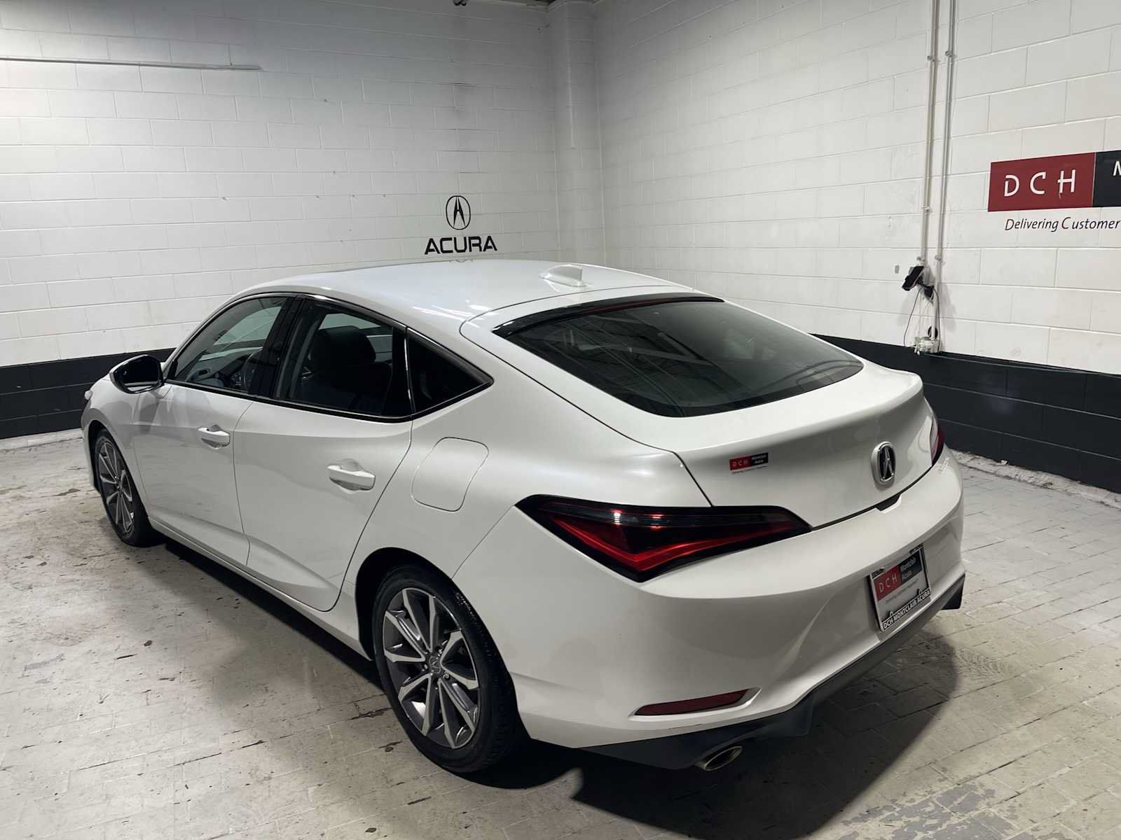Used 2024 Acura Integra FWD image 4