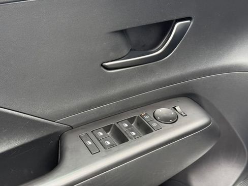 Used 2024 Hyundai Kona SEL image 22