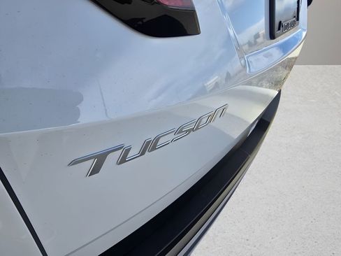 New 2026 Hyundai Tucson SE image 10