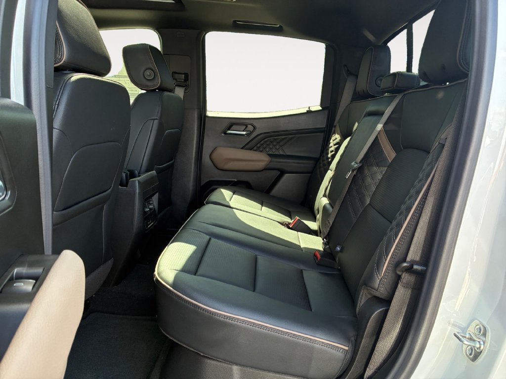 New 2026 GMC Canyon Denali AWD/4WD image 13