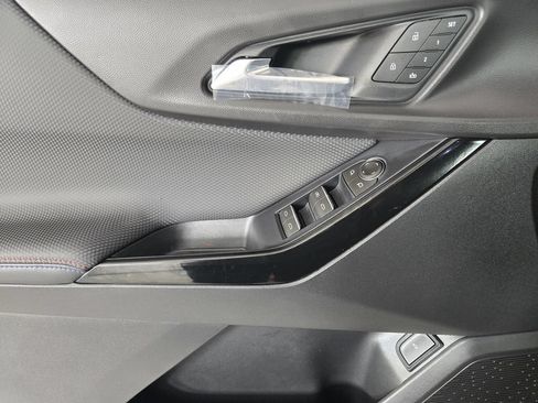 New 2026 Chevrolet Equinox RS w/ Convenience Package III FWD image 24