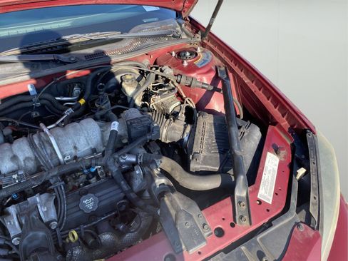 Used 2004 Pontiac Grand Prix GT2 FWD image 8