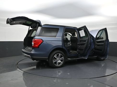 Used 2023 Ford Expedition XLT RWD image 28