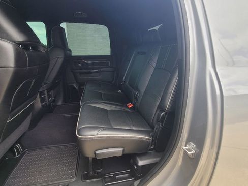 Used 2022 RAM 2500 Limited AWD/4WD image 15
