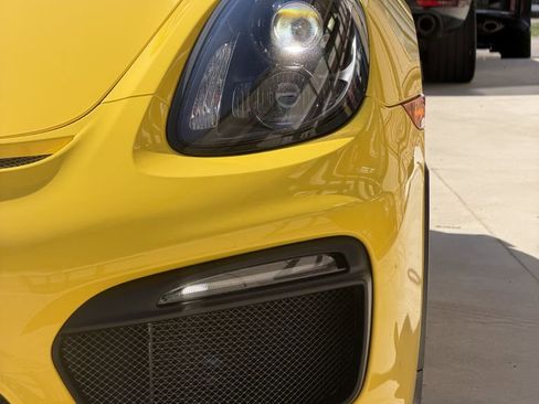 Used 2016 Porsche Cayman GT4 image 22