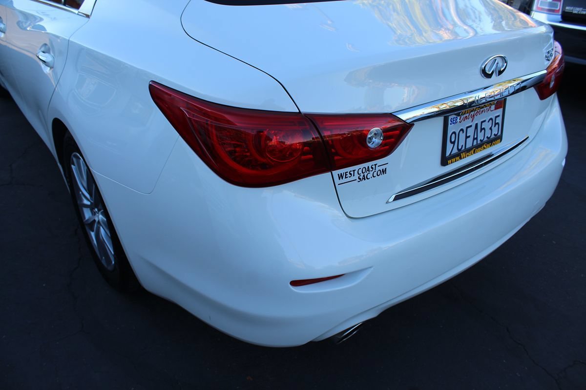 Used 2015 INFINITI Q50 Premium w/ Navigation Package RWD image 17