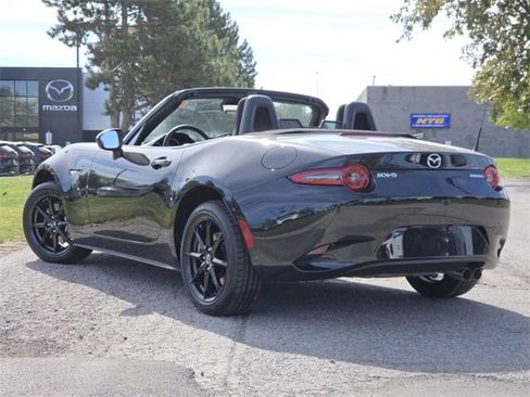 New 2025 MAZDA MX-5 Miata Sport image 2